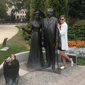 Meet your Posher, Lana